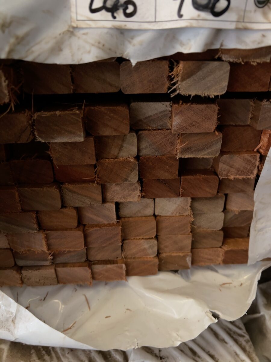 30X19 DAR QLD MIXED HARDWOOD SCREENING-240/0.9