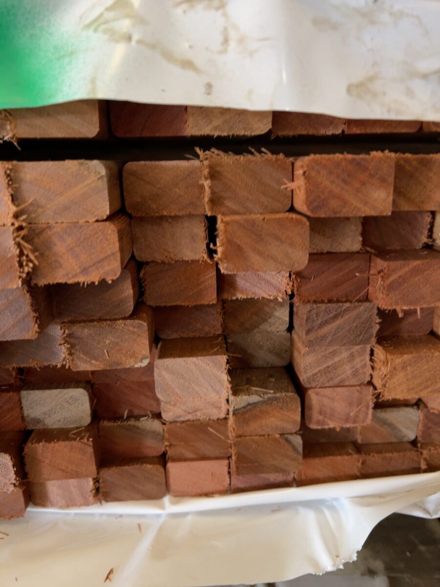 30X19 DAR QLD MIXED HARDWOOD SCREENING-240/0.9