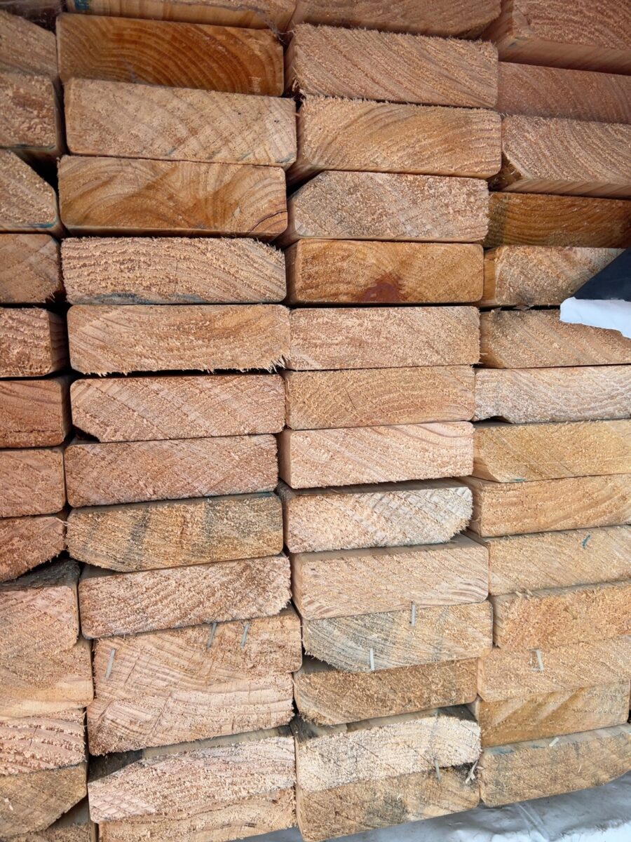 120X35 MGP10 PINE-96/5.1 (PLEASE NOTE THIS PACK IS AGED STOCK AND SOLD AS IS)