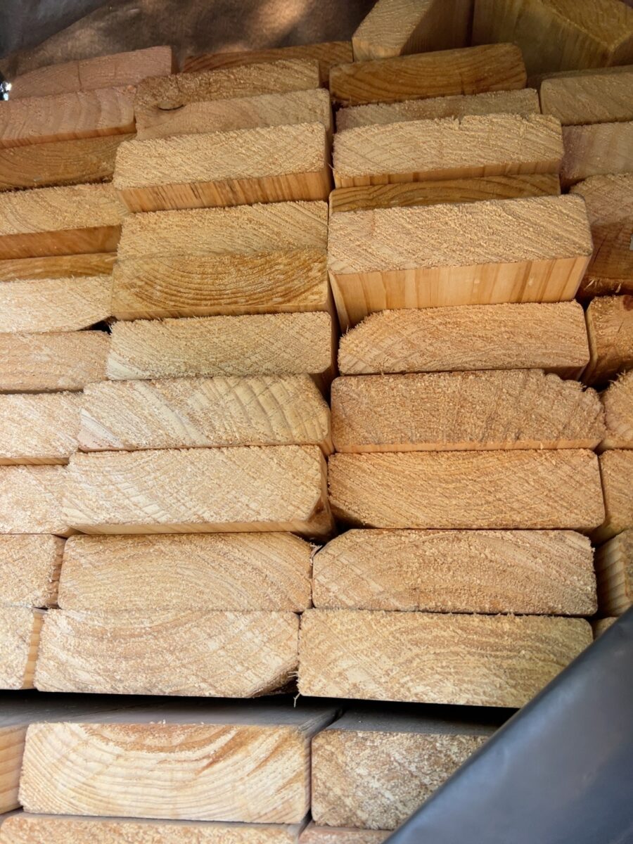 120X35 MGP10 PINE-95/5.4 (THIS PACK IS AGED STOCK AND SOLD AS IS)
