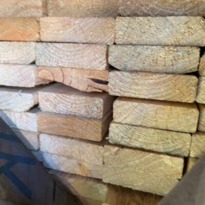 120X35 MGP10 PINE-96/5.4 (THIS PACK IS AGED STOCK AND SOLD AS IS)
