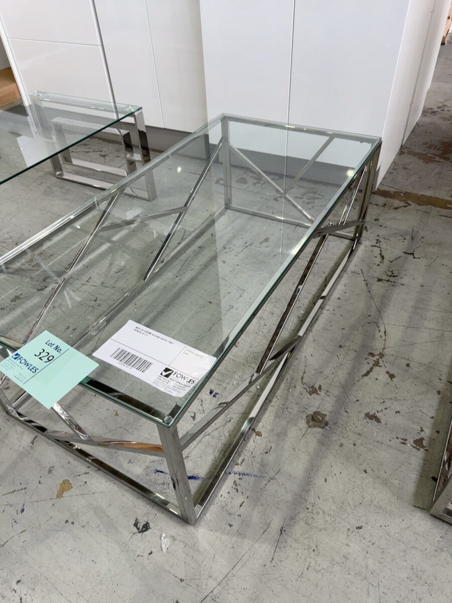NEW LEO CHROME & GLASS COFFEE TABLE RRP$599 AU1121