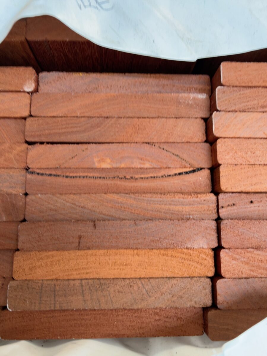 135X19 FEATURE GRADE F/J JARRAH DECKING-80/2.4