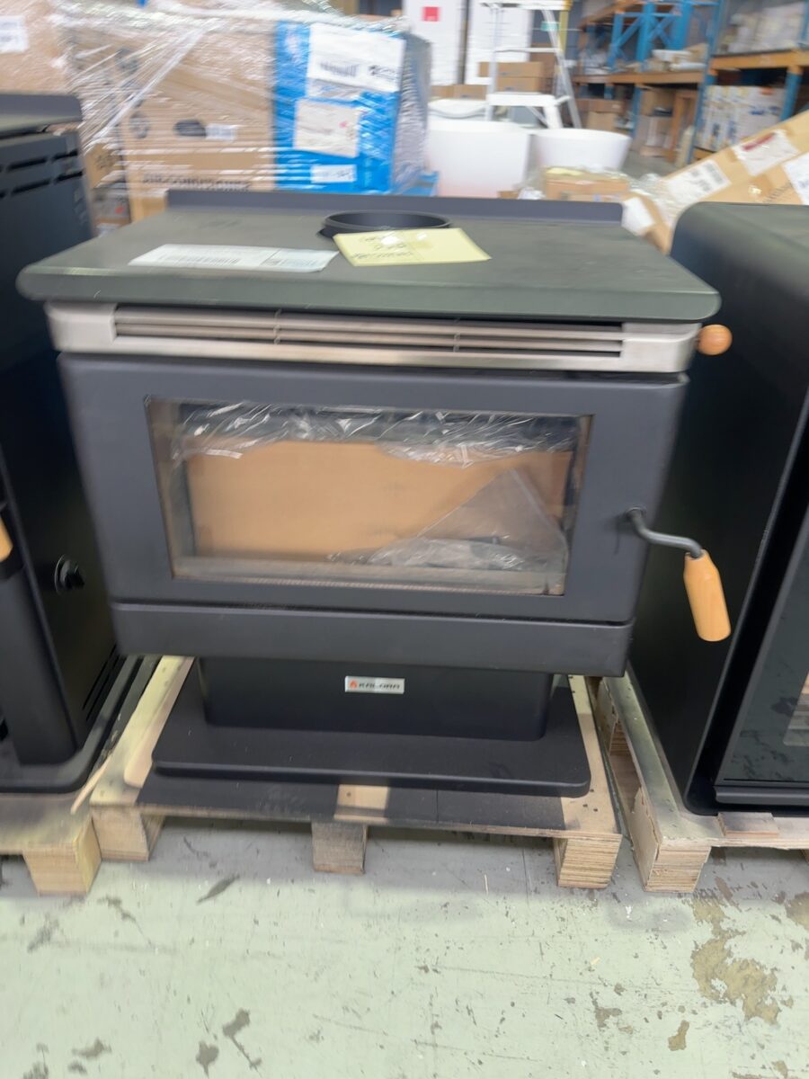 SCANDIA KALORA KA500C CONVECTION WOOD FIRED HEATER, HEATS UP TO 200M2, 3 SPEED FAN CONTROL, RRP$1999 **CARTON DAMAGE STOCK, SOLD AS IS** KA500C-24-0015