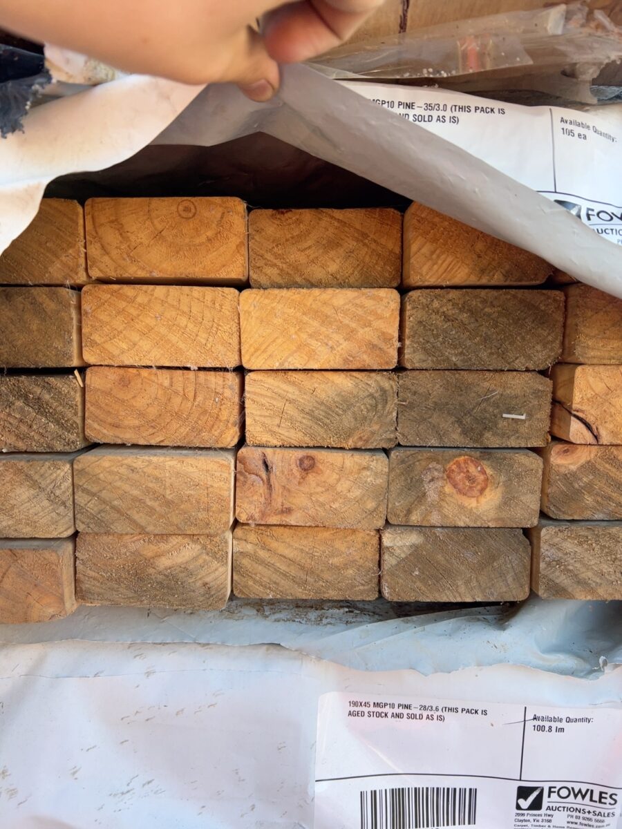 90X45 MGP10 PINE-35/3.0 (THIS PACK IS AGED STOCK AND SOLD AS IS)