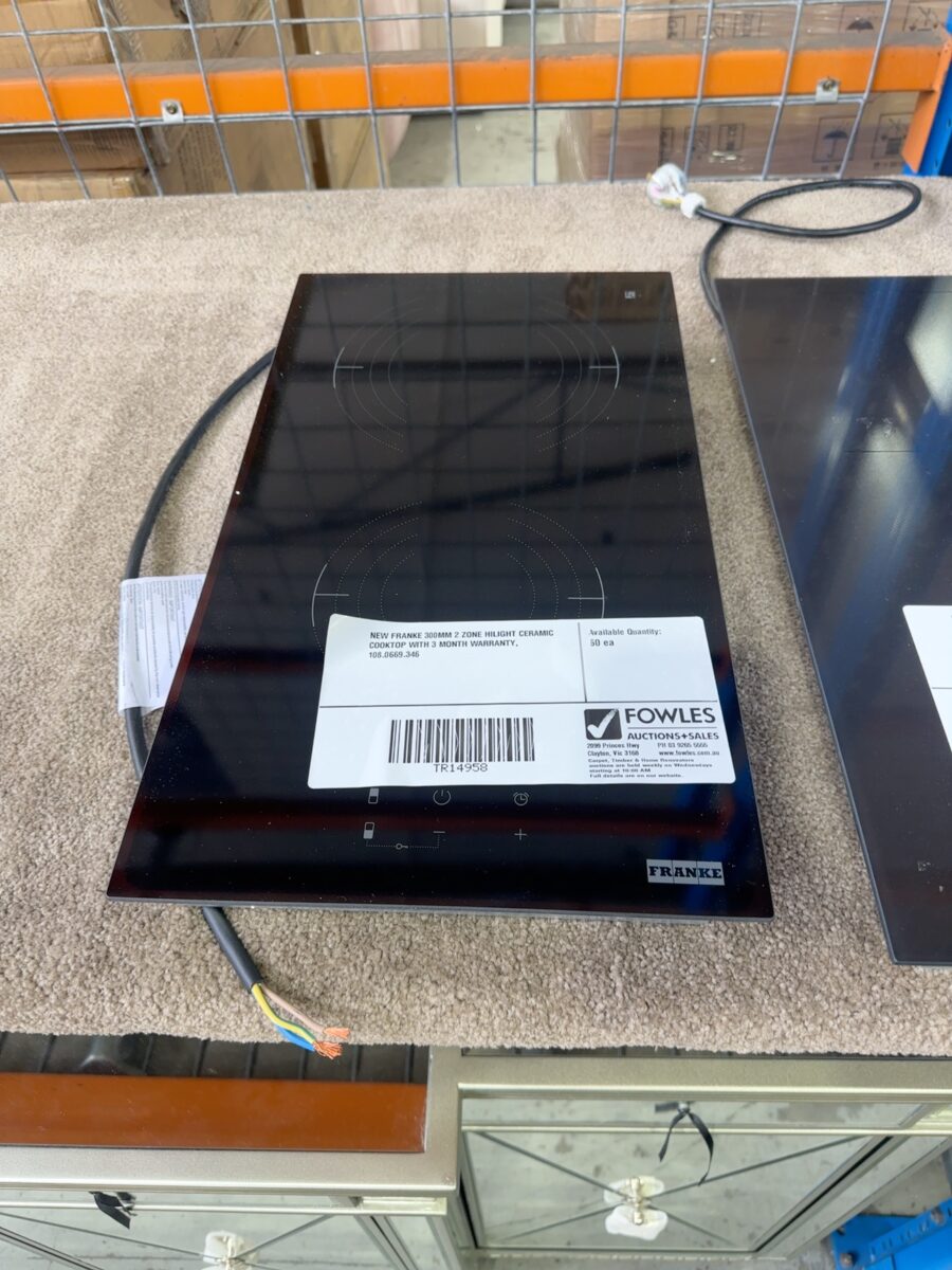 NEW FRANKE 300MM 2 ZONE HILIGHT CERAMIC COOKTOP WITH 3 MONTH WARRANTY, 108.0669.346