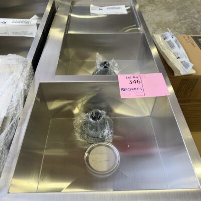 EX DISPLAY SQUARELINE DOUBLE SINK WITH DRAINER, REVERSIBLE, WITH DRAINER, SOLD AS IS - DENTED STOCK