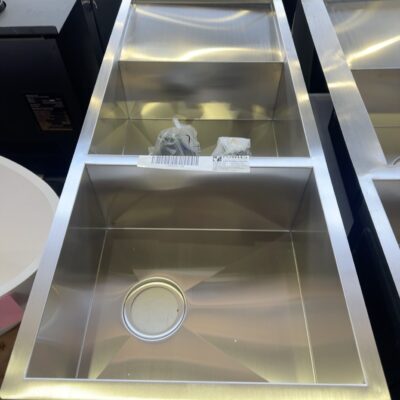 EX DISPLAY SQUARELINE DOUBLE SINK WITH DRAINER, REVERSIBLE, WITH DRAINER, SOLD AS IS - DENTED STOCK