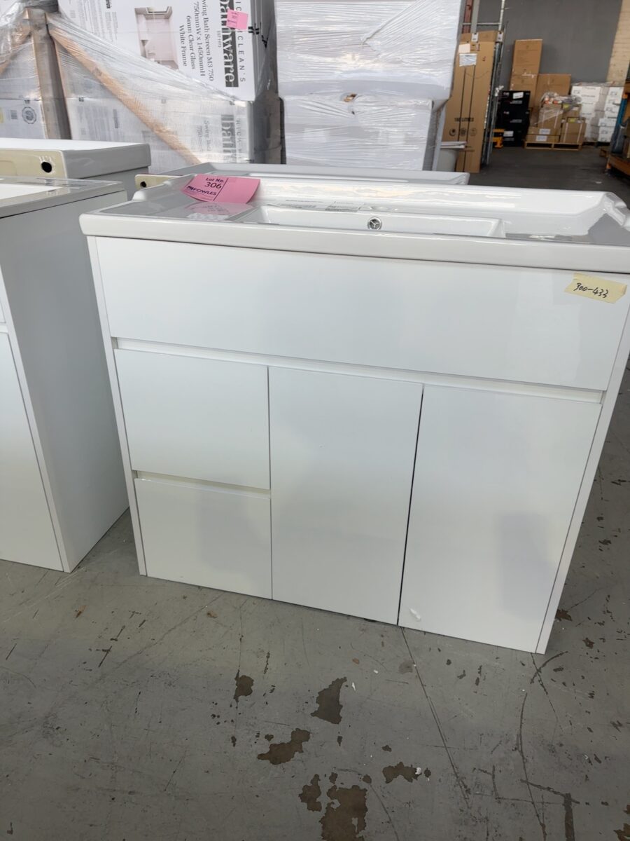NEW 900MM GLOSS WHITE VANITY WITH CERAMIC TOP VPB900-433L