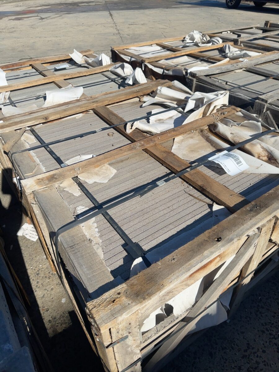 PALLET OF BLUE STONE PAVERS 1000MM X 500MM X 20MM #10