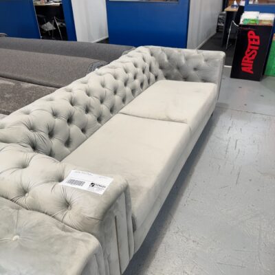 EX STAGING - BLUE VELVET BUTTON UPHOLSTERED 3 SEATER SOFA, SOLD AS IS