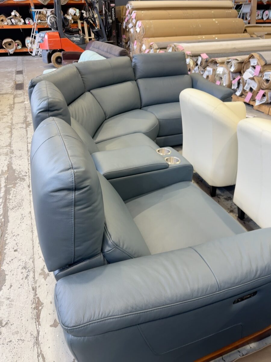 NEW CORNER MARINE LEATHER MODULAR LOUNGE SUITE WITH ELECTRIC RECLINER AND ADJUSTABLE HEAD REST WITH MAHOGANY WOOD TRIM & STORAGE CONSOLE WITH DRINK HOLDERS