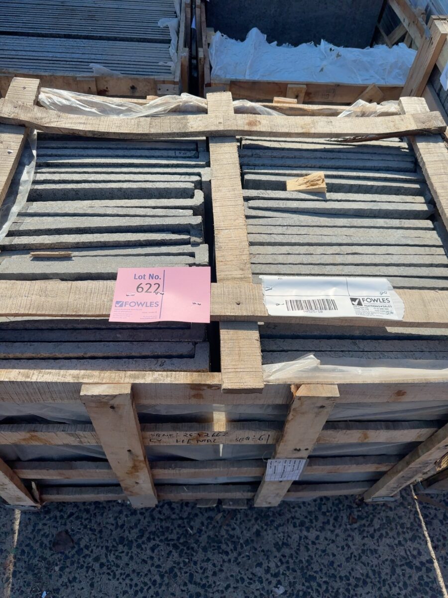 NEW PALLET OF BLACK GRANITE FLAMED PAVER COPING 600MM X 400MM X 30/50MM #11