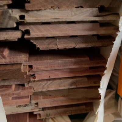125X19 FEATURE GRADE QLD MIXED HWD SHIPLAP CLADDING