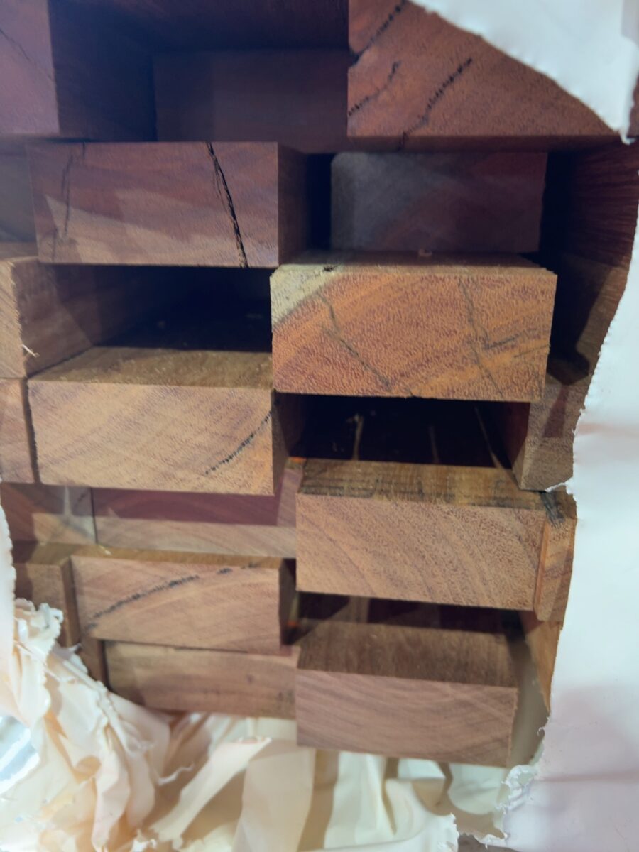70X32 FEATURE GRADE QLD MIXED HARDWOOD