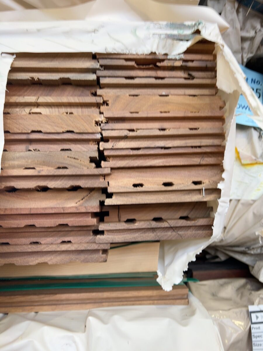 130X19 FEATURE GRADE SPOTTED GUM FLOORING