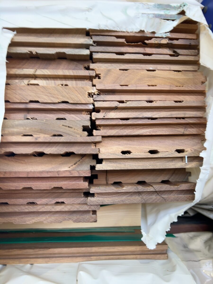 130X19 FEATURE GRADE SPOTTED GUM FLOORING