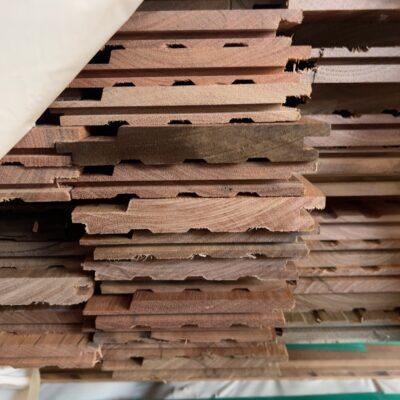 125X19 FEATURE GRADE SPOTTED GUM SHIPLAP CLADDING