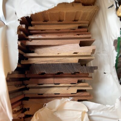 125X19 FEATURE GRADE SPOTTED GUM SHIPLAP CLADDING