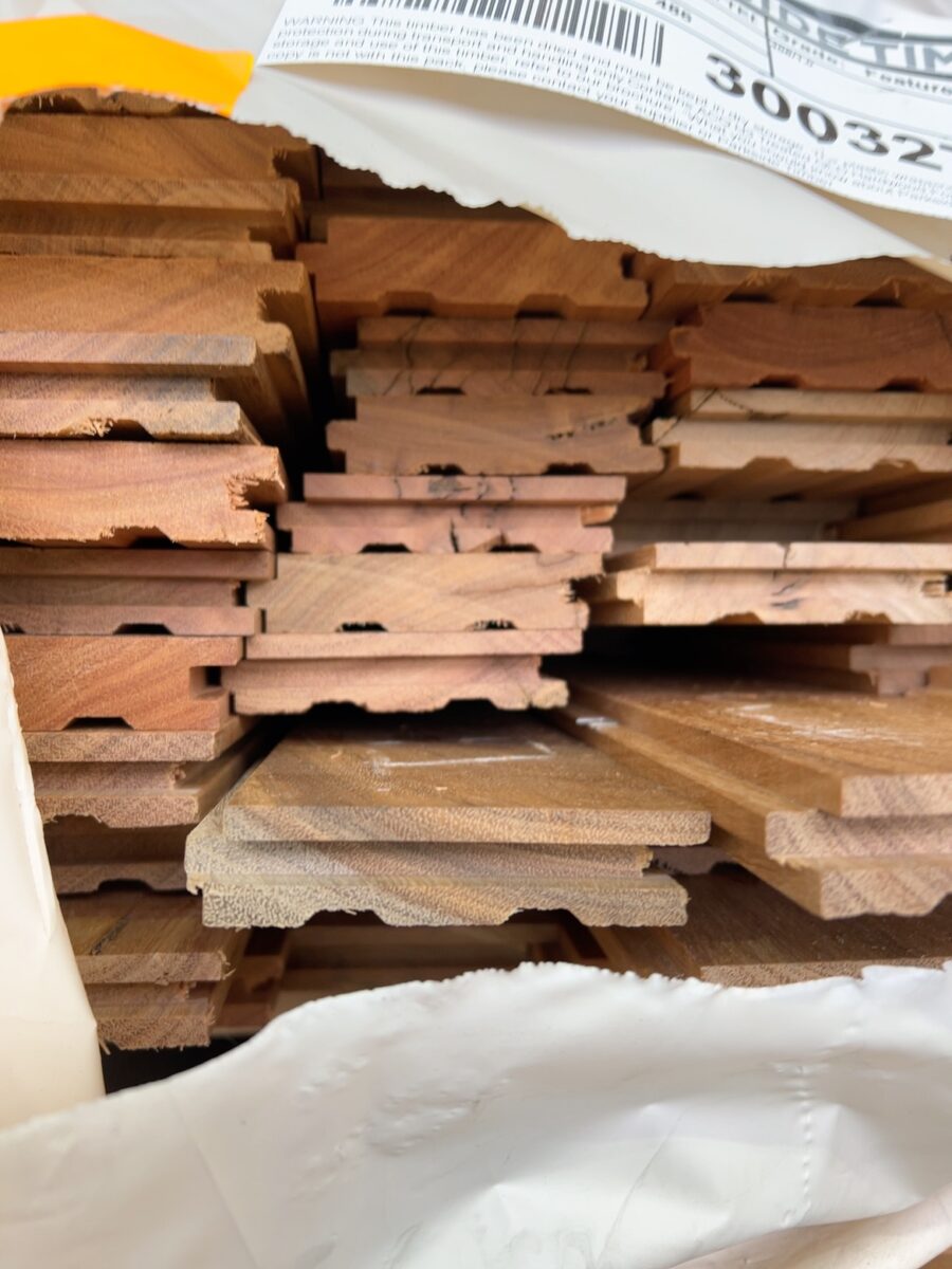 80X19 FEATURE GRADE SPOTTED GUM FLOORING
