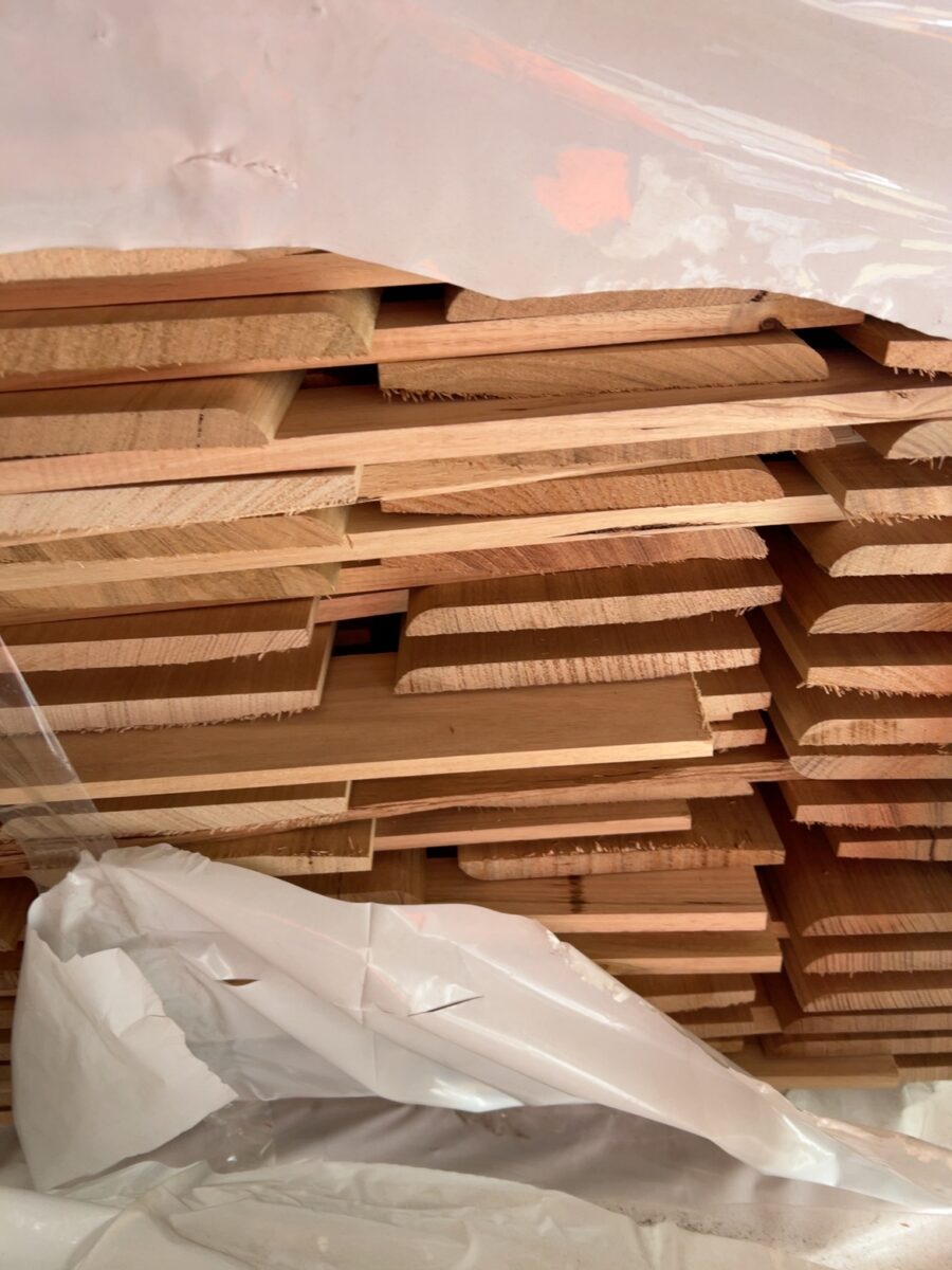 165X14 TAS OAK STD/BETTER GRADE BULLNOSE WEATHERBOARDS SHORTS-0.9 TO 2.1