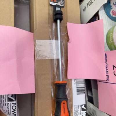 NEW SUPERCRAFT SCREWDRIVER SLOTTED/FLAT HEAD 9.5 X 200MM, S225017 RRP$27