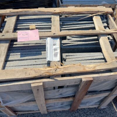 NEW PALLET OF BLACK GRANITE FLAMED PAVER COPING 600MM X 400MM X 30/50MM #12