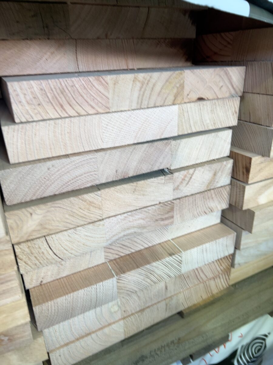 285X36 AUS OAK DAR LAM KD HARDWOOD CHOPPING BLOCKS