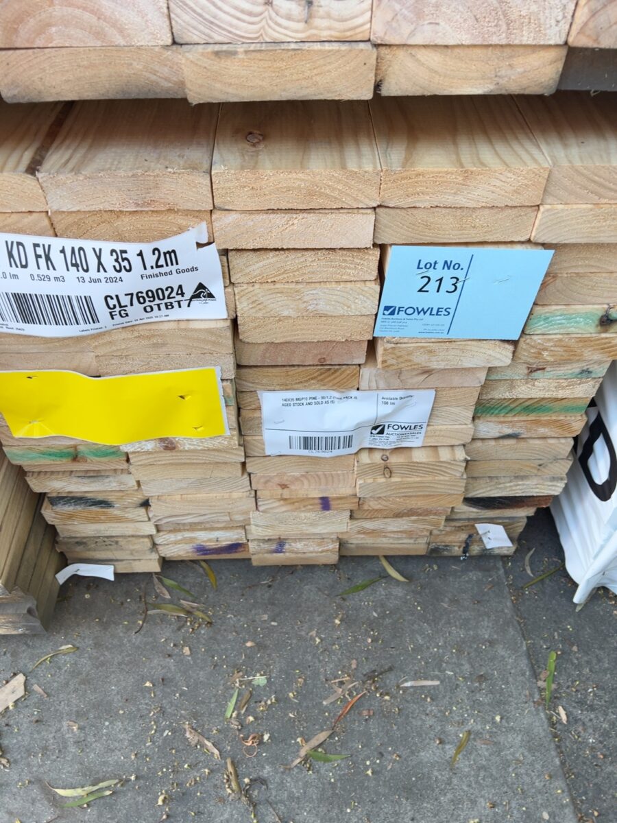 140X35 MGP10 PINE-90/1.2 (THIS PACK IS AGED STOCK AND SOLD AS IS)