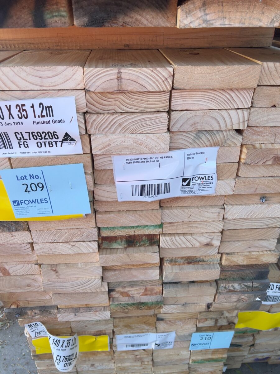 140X35 MGP10 PINE-90/1.2 (THIS PACK IS AGED STOCK AND SOLD AS IS)
