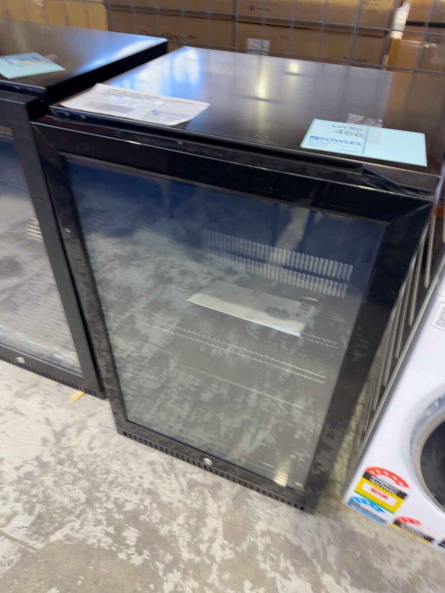 EX DISPLAY EURO EA555BCBPL BLACK 555MM SINGLE GLASS DOOR BAR FRIDGE, LOW E GLASS SPRING BACK DOORS, WITH LOCK, 3 MONTH WARRANTY
