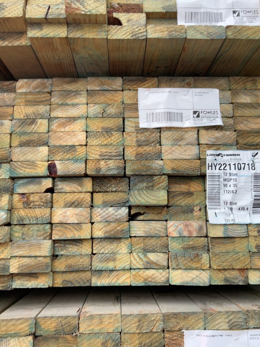 90X35 T2 BLUE MGP10 PINE-112/4.2