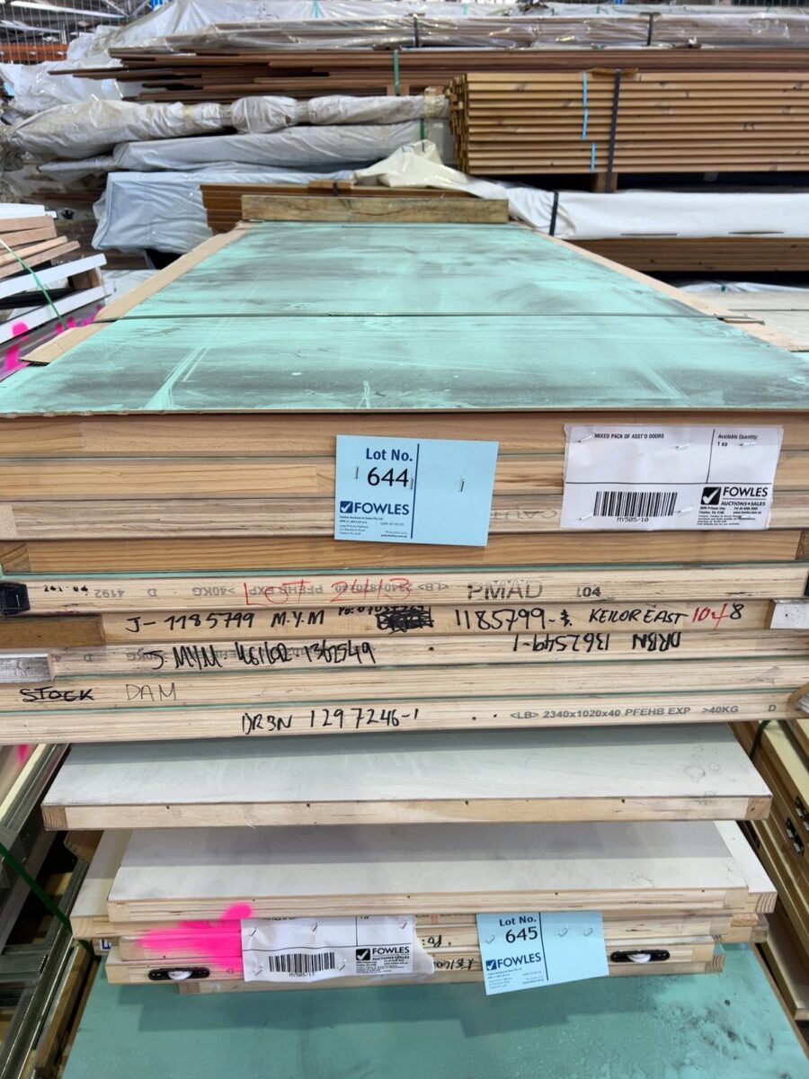 MIXED PACK OF ASST'D DOORS