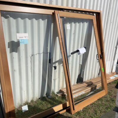 2200X2580 CEDAR SLIDING DOOR UNIT