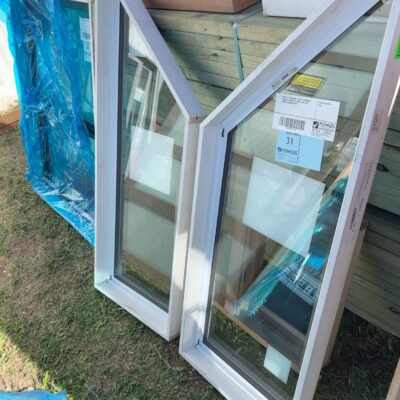 MIXED LOT INCLUDING 2 SMALL ALUMINIUM TRIANGLE WINDOWS & SMALL UNGLAZED TIMBER WINDOW FRAME