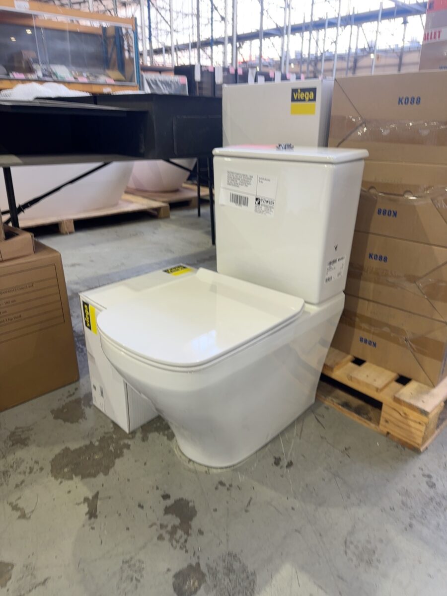 NEW DURAVIT DURASTYLE D4050700-P BACK TO THE WALL TOILET SUITE, WITH GERBERIT INTERNAL MECHANISMS, CISTERN VAVLE, S TRAP CONNECTION - 5 PIECES ON PICK UP - PAN, SEAT, CISTERN, VALVE & S TRAP CONNECTION RRP$1029