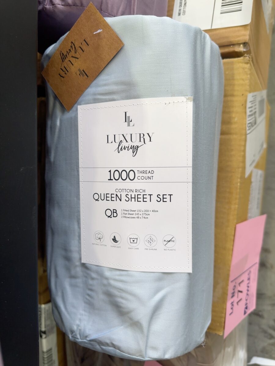 NEW QUEEN SIZE 1000TC SHEET SET - COTTON/POLYESTER, SKY