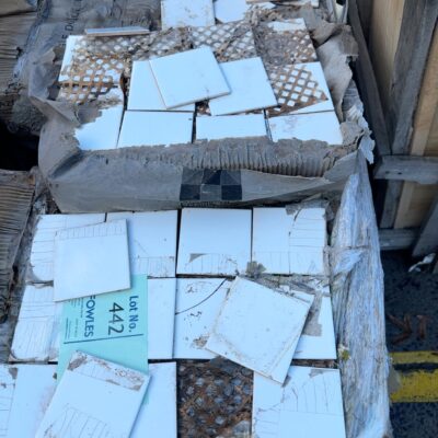 PALLET OF GLOSS WHITE TILE 100MM X 100MM, #14