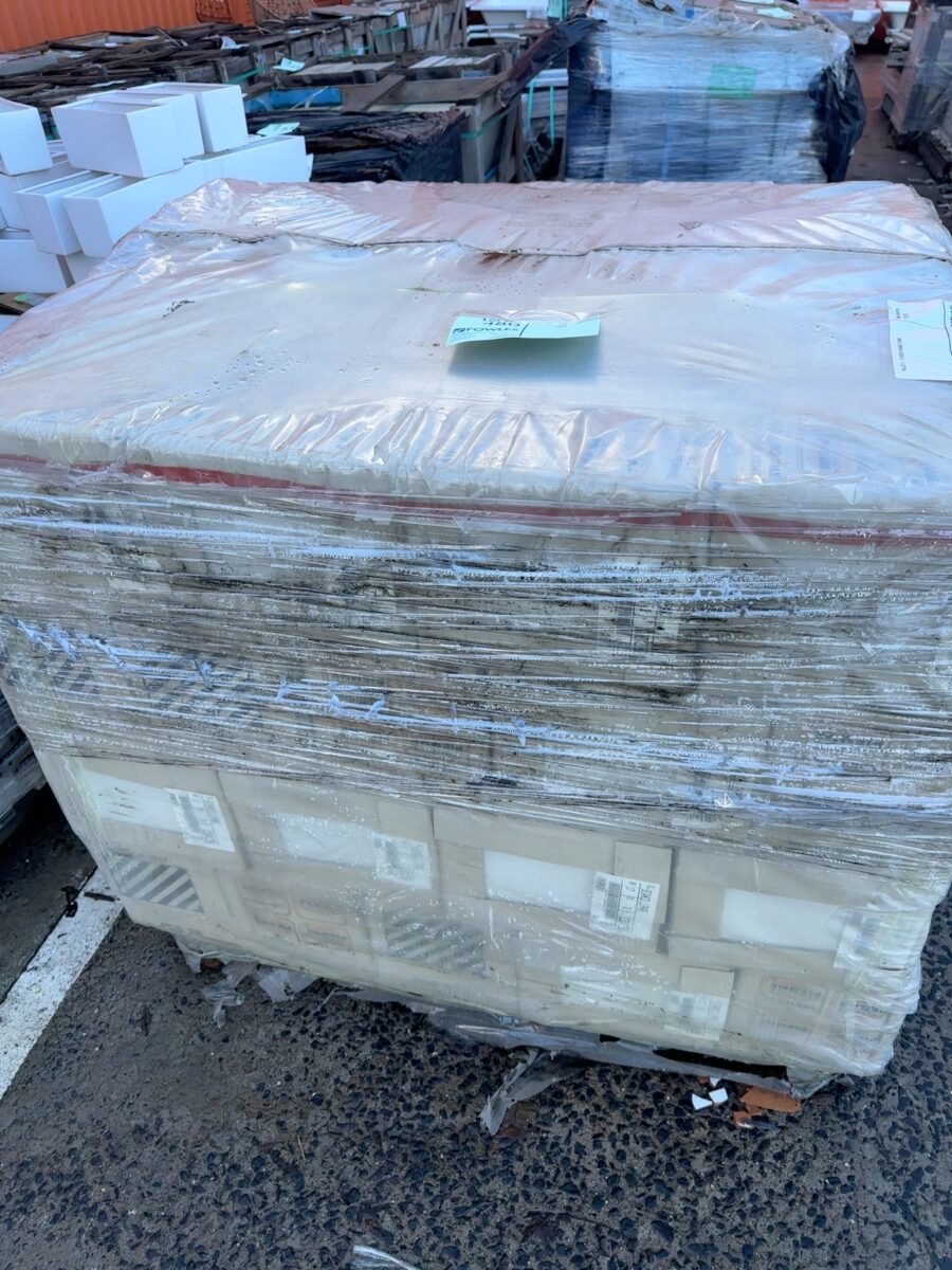 PALLET 2 - 79 BOXES BIANCO LIPARI