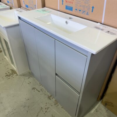 NEW 900MM NARROW MATTE GREY FLOOR VANITY WITH WHITE CERAMIC TOP, SK32-900WGM & UV32-900H