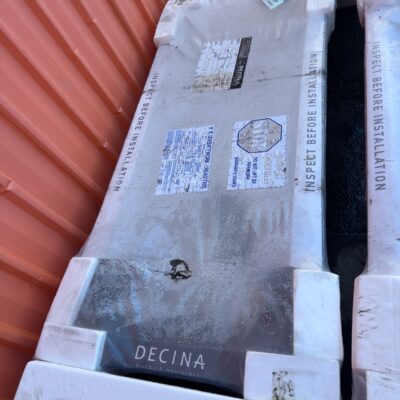EX DISPLAY DECINA  NOVARRA SPA BATH 1650MM SOLD AS IS
