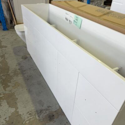 NEW 1800MM FLOOR VANITY, SOLID DOOR, WHITE, SOFT CLOSING, NO TOPS SK6027-1800W