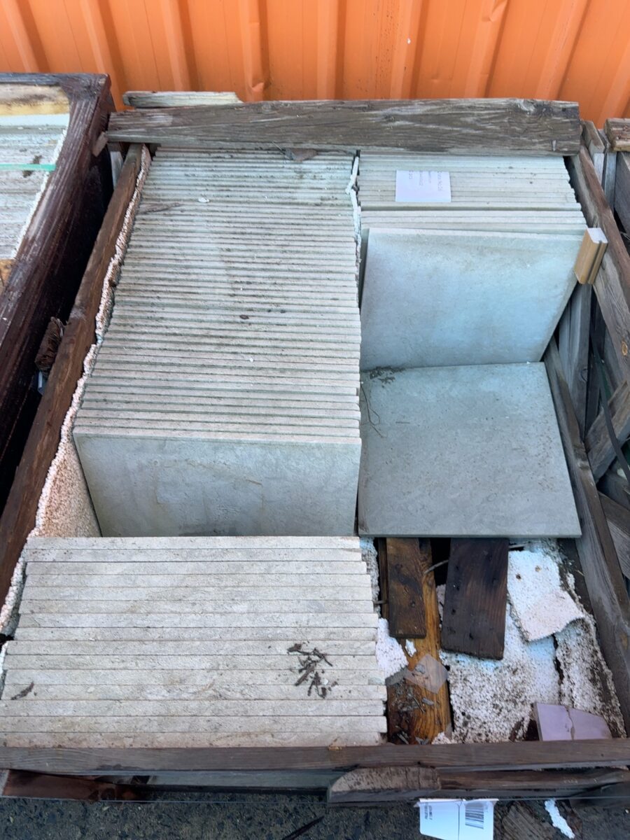 PALLET OF GREY LIMESTONE PAVER 400 X 400 X 12MM PALLET 16