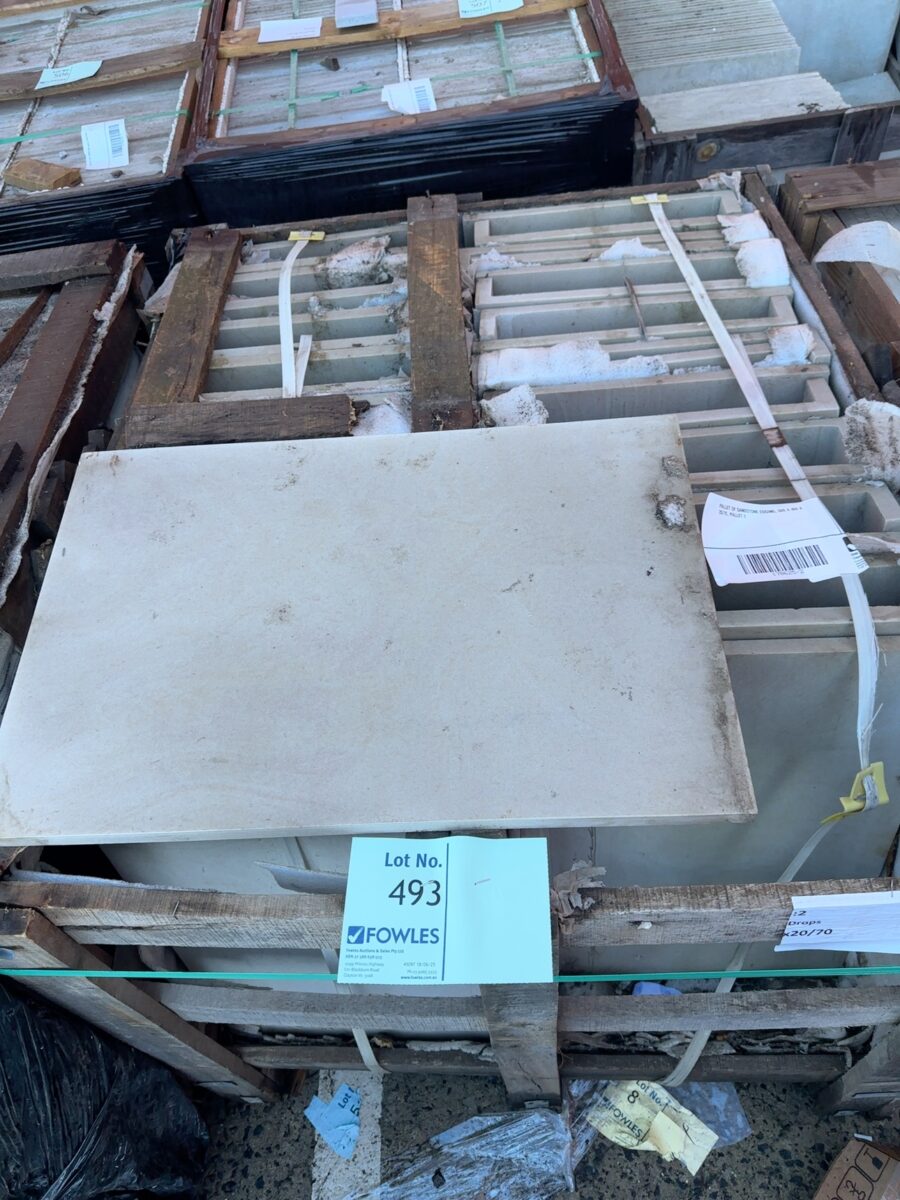 PALLET OF SANDSTONE EDGING, 600 X 400 X 20/70, PALLET 2