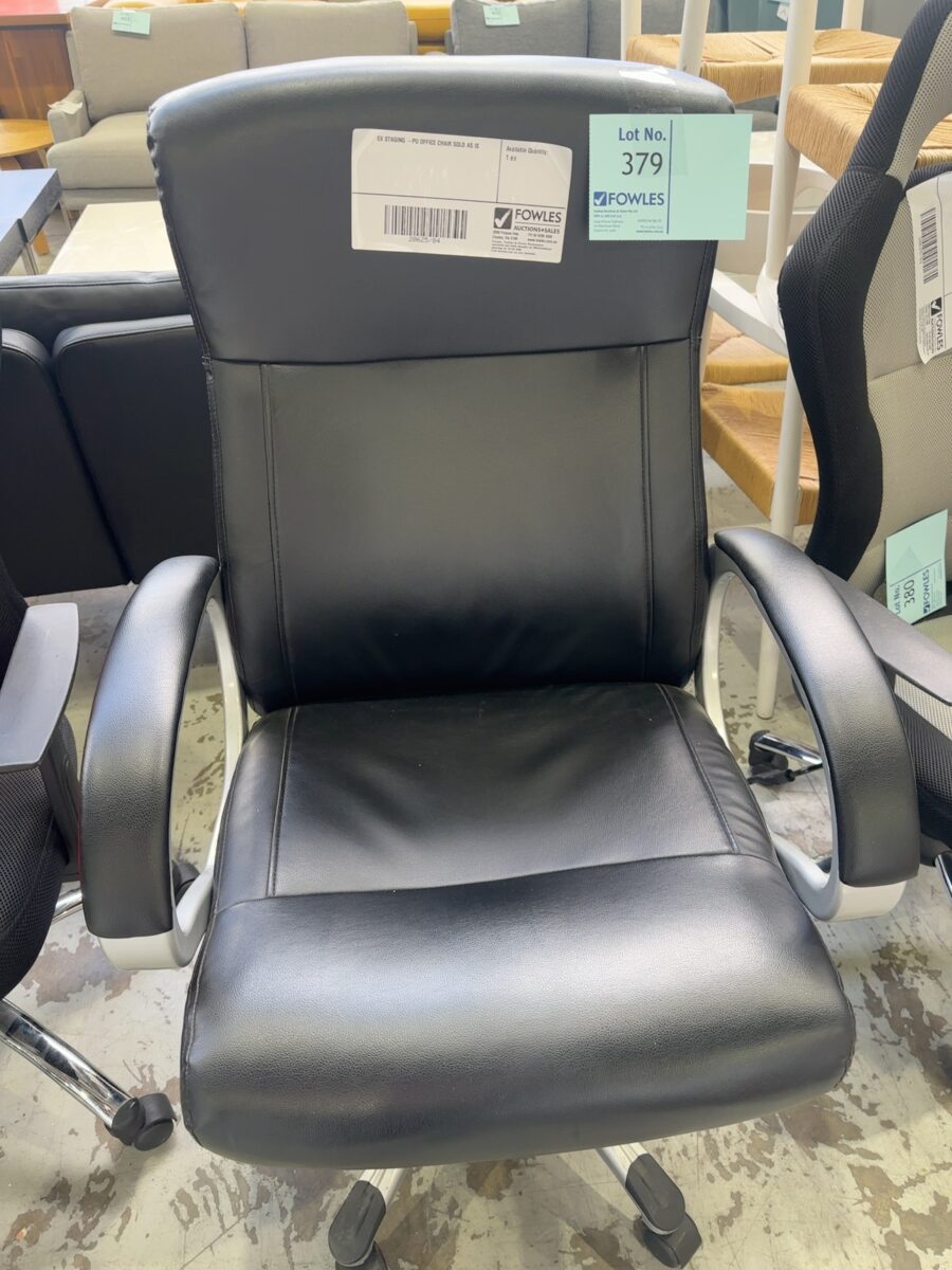 EX STAGING -PU OFFICE CHAIR SOLD AS IS