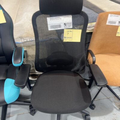 SAMPLE CHAIR - BLACK MESH/FABRIC ERGONOMIC HIGH BACK CHAIR, WITH HEAD REST, ADJUSTABLE, 130KG WEIGHT, RRP$299