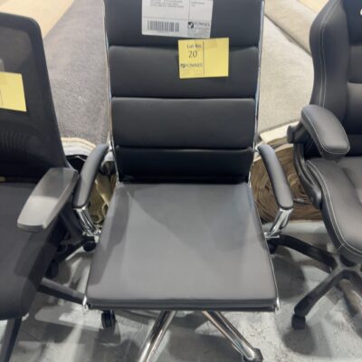 SAMPLE CHAIR - BLACK EXECUTIVE CHAIR, WITH CHROME ARMS & BASE, WEIGHT CAPACITY 160KG, TILT, ADJUSTABLE RRP$329