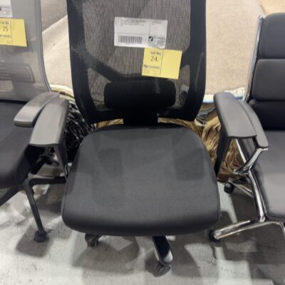 SAMPLE CHAIR - BLACK FABRIC MESH HEAVY DUTY CHAIR, MAX WEIGHT 200KG, ADJUSTABLE, LUMBAR SUPPORT, TILT RRP$399