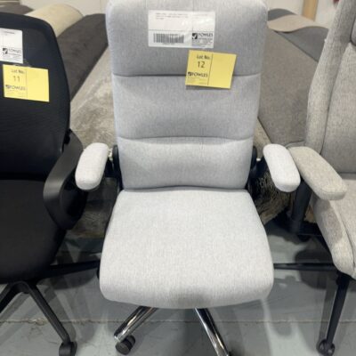 SAMPLE CHAIR - LIGHT GREY FABRIC OFFICE CHAIR, FLIP UP ARMS, ADJUSTABLE, TILT RRP9 120KG