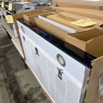 EX DISPLAY, ARISTON ACRH90BIX 900MM SQUARELINE BLACK & S/STEEL RANGEHOOD, SOLD AS IS NO WARRANTY